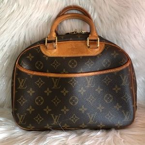 💯 Authentic Louis Vuitton Monogram Trouville
